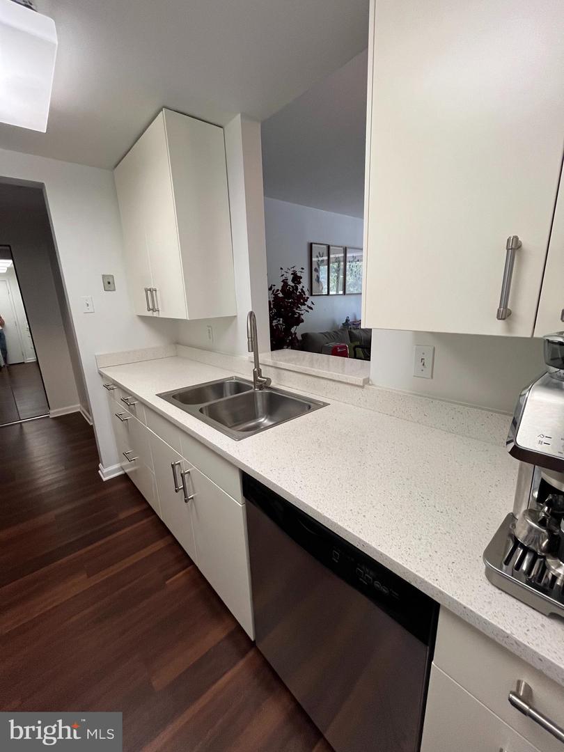 1530 KEY BLVD #205, ARLINGTON, Virginia 22209, 1 Bedroom Bedrooms, ,1 BathroomBathrooms,Residential,For sale,1530 KEY BLVD #205,VAAR2064070 MLS # VAAR2064070