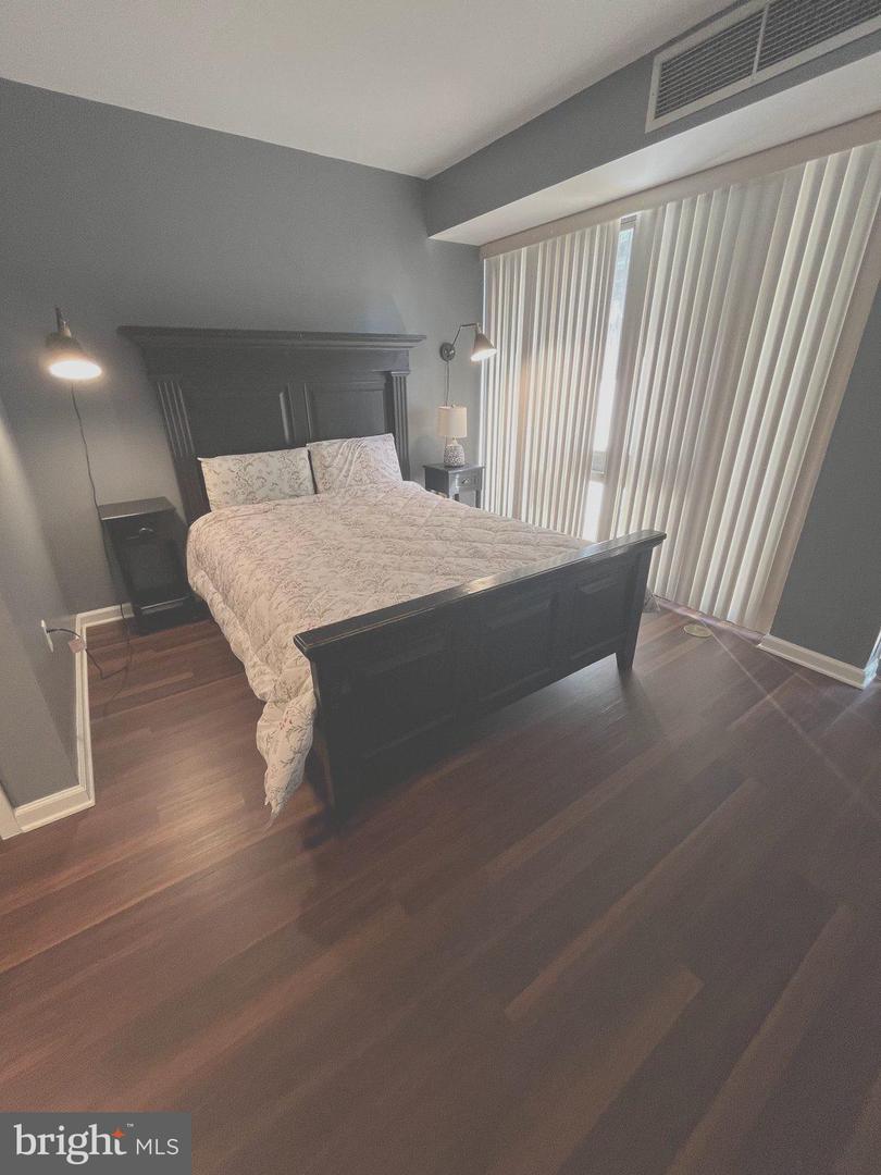 1530 KEY BLVD #205, ARLINGTON, Virginia 22209, 1 Bedroom Bedrooms, ,1 BathroomBathrooms,Residential,For sale,1530 KEY BLVD #205,VAAR2064070 MLS # VAAR2064070