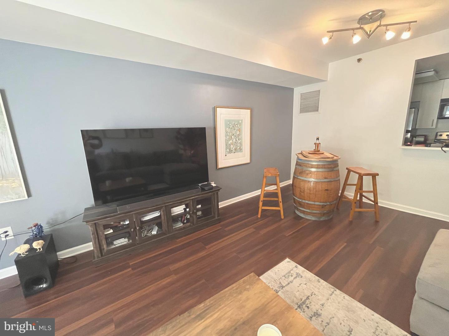 1530 KEY BLVD #205, ARLINGTON, Virginia 22209, 1 Bedroom Bedrooms, ,1 BathroomBathrooms,Residential,For sale,1530 KEY BLVD #205,VAAR2064070 MLS # VAAR2064070