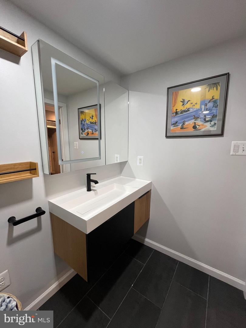 1530 KEY BLVD #205, ARLINGTON, Virginia 22209, 1 Bedroom Bedrooms, ,1 BathroomBathrooms,Residential,For sale,1530 KEY BLVD #205,VAAR2064070 MLS # VAAR2064070
