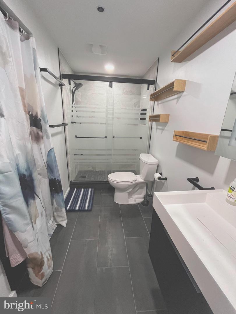 1530 KEY BLVD #205, ARLINGTON, Virginia 22209, 1 Bedroom Bedrooms, ,1 BathroomBathrooms,Residential,For sale,1530 KEY BLVD #205,VAAR2064070 MLS # VAAR2064070