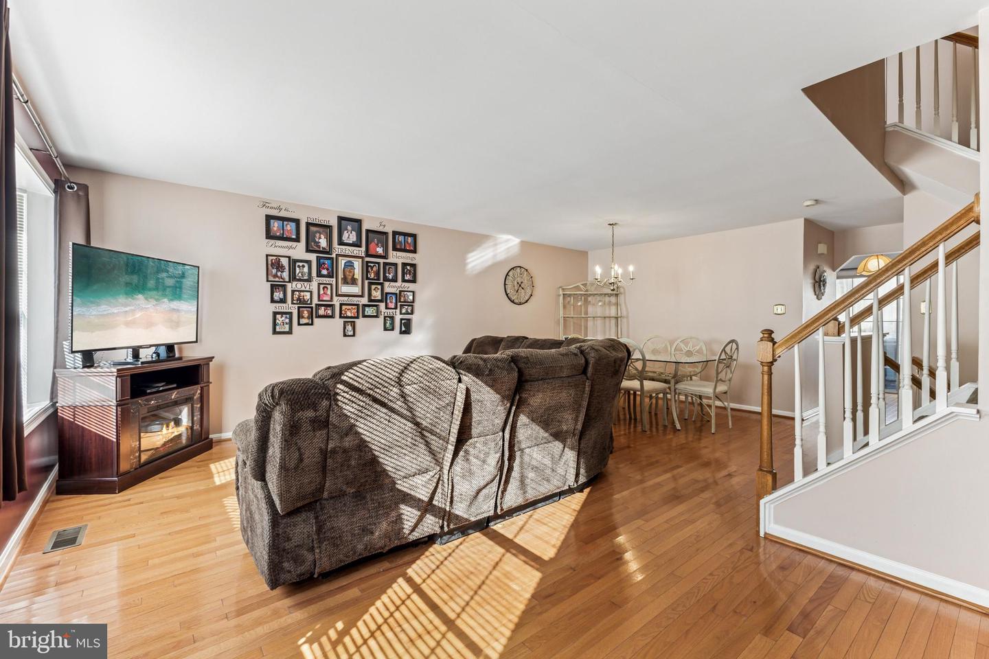 207 WIMBELDON CT #210, STAFFORD, Virginia 22556, 3 Bedrooms Bedrooms, ,2 BathroomsBathrooms,Residential,For sale,207 WIMBELDON CT #210,VAST2042878 MLS # VAST2042878