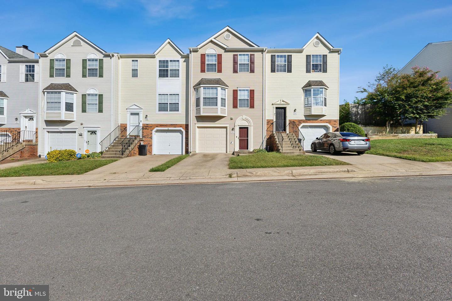 207 WIMBELDON CT #210, STAFFORD, Virginia 22556, 3 Bedrooms Bedrooms, ,2 BathroomsBathrooms,Residential,For sale,207 WIMBELDON CT #210,VAST2042878 MLS # VAST2042878