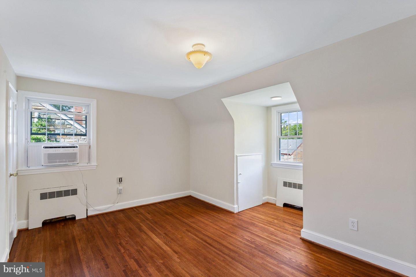 1428 OGLETHORPE ST NW, WASHINGTON, District Of Columbia 20011, 4 Bedrooms Bedrooms, ,3 BathroomsBathrooms,Residential,For sale,1428 OGLETHORPE ST NW,DCDC2223766 MLS # DCDC2223766