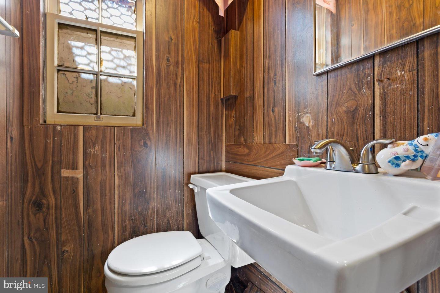 1428 OGLETHORPE ST NW, WASHINGTON, District Of Columbia 20011, 4 Bedrooms Bedrooms, ,3 BathroomsBathrooms,Residential,For sale,1428 OGLETHORPE ST NW,DCDC2223766 MLS # DCDC2223766