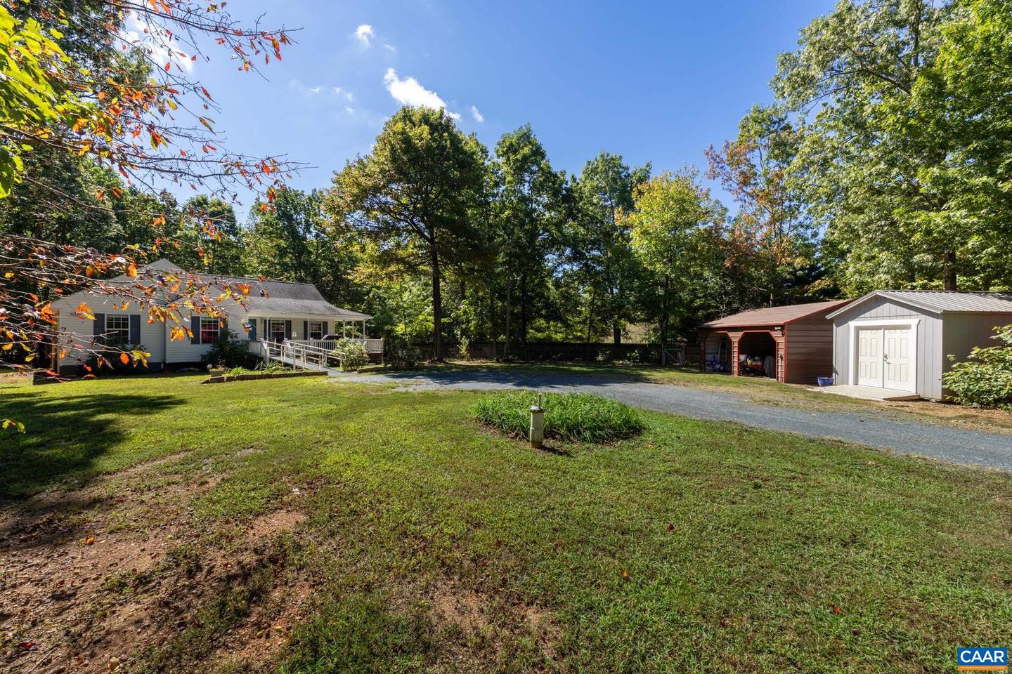 464 HUMMINGBIRD RD, SCOTTSVILLE, Virginia 24590, 3 Bedrooms Bedrooms, ,2 BathroomsBathrooms,Residential,For sale,464 HUMMINGBIRD RD,669275 MLS # 669275
