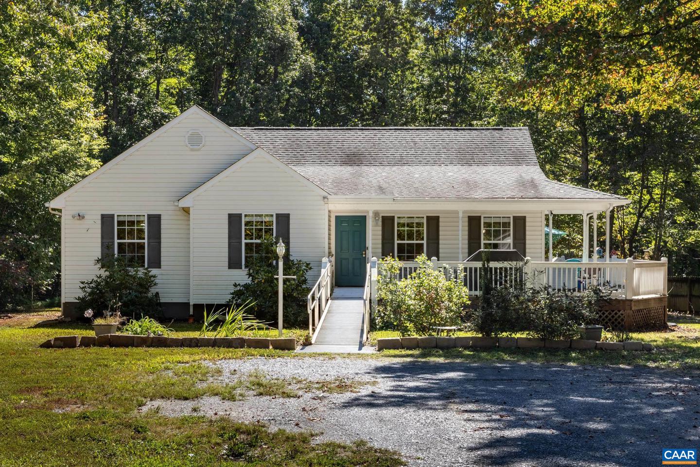 464 HUMMINGBIRD RD, SCOTTSVILLE, Virginia 24590, 3 Bedrooms Bedrooms, ,2 BathroomsBathrooms,Residential,For sale,464 HUMMINGBIRD RD,669275 MLS # 669275