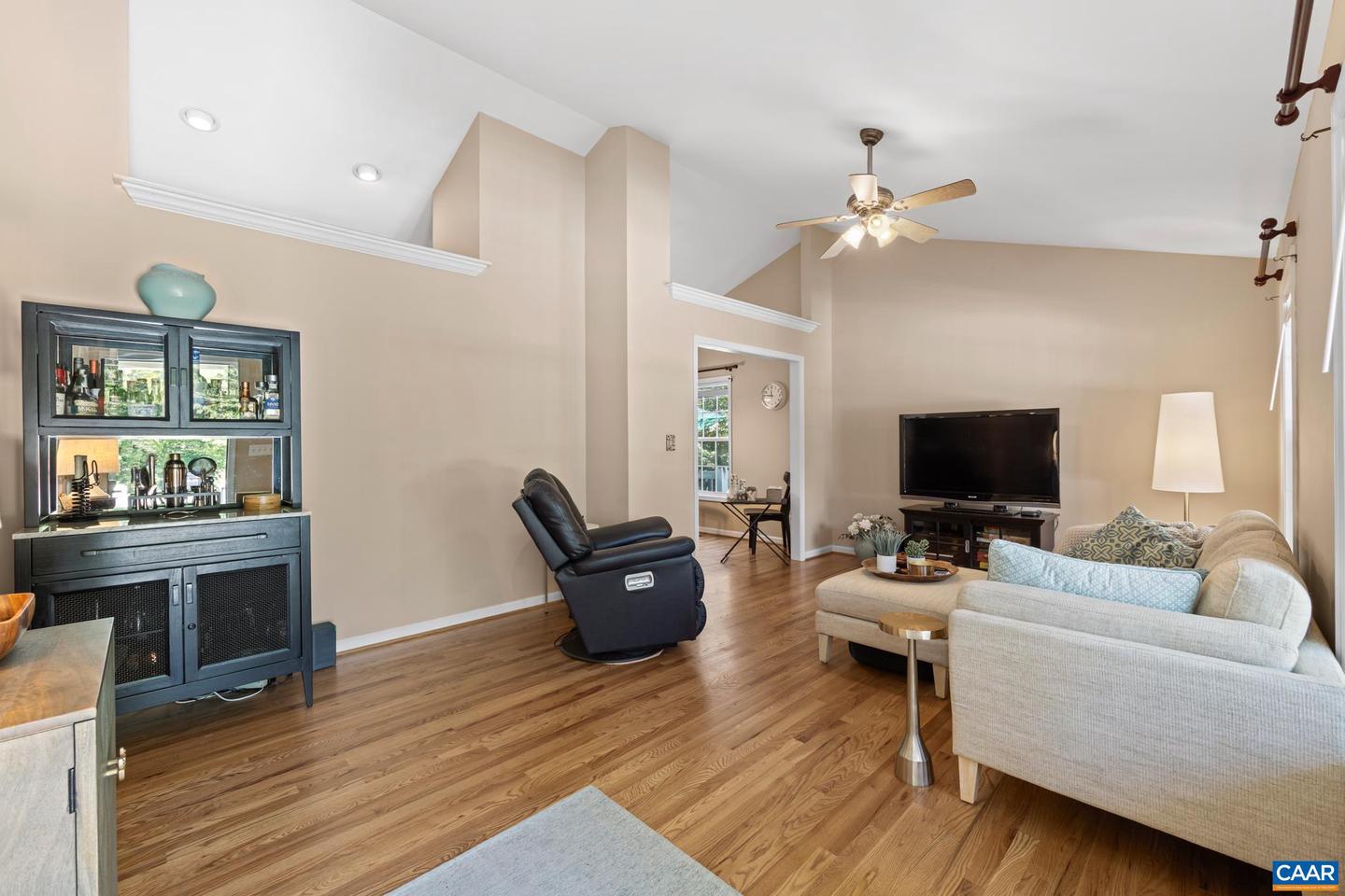 464 HUMMINGBIRD RD, SCOTTSVILLE, Virginia 24590, 3 Bedrooms Bedrooms, ,2 BathroomsBathrooms,Residential,For sale,464 HUMMINGBIRD RD,669275 MLS # 669275