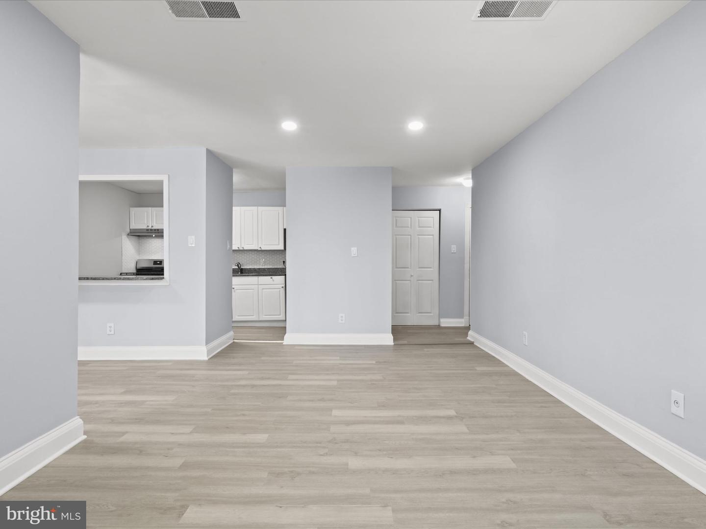 501 N ARMISTEAD ST N #302, ALEXANDRIA, Virginia 22312, 1 Bedroom Bedrooms, 3 Rooms Rooms,1 BathroomBathrooms,Residential,For sale,501 N ARMISTEAD ST N #302,VAAX2050088 MLS # VAAX2050088