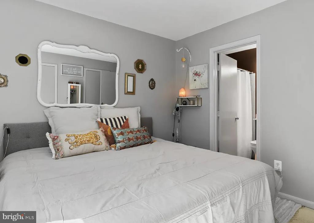 5680 WHITE DOVE LN, CLIFTON, Virginia 20124, 2 Bedrooms Bedrooms, ,3 BathroomsBathrooms,Residential,For sale,5680 WHITE DOVE LN,VAFX2268882 MLS # VAFX2268882