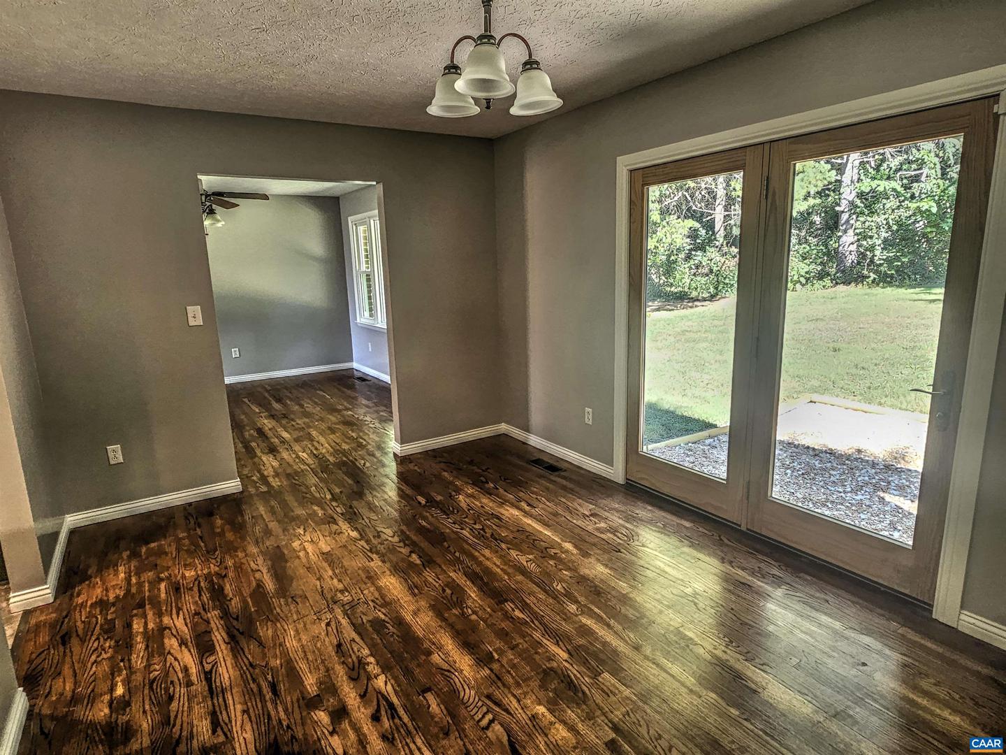 249 CATTLE SCALES RD, WAYNESBORO, Virginia 22980, 4 Bedrooms Bedrooms, ,2 BathroomsBathrooms,Residential,For sale,249 CATTLE SCALES RD,669266 MLS # 669266 249 CATTLE SCALES RD, WAYNESBORO, Virginia 22980, 4 Bedrooms Bedrooms, ,2 BathroomsBathrooms,Residential,For sale,249 CATTLE SCALES RD,669266 MLS # 669266