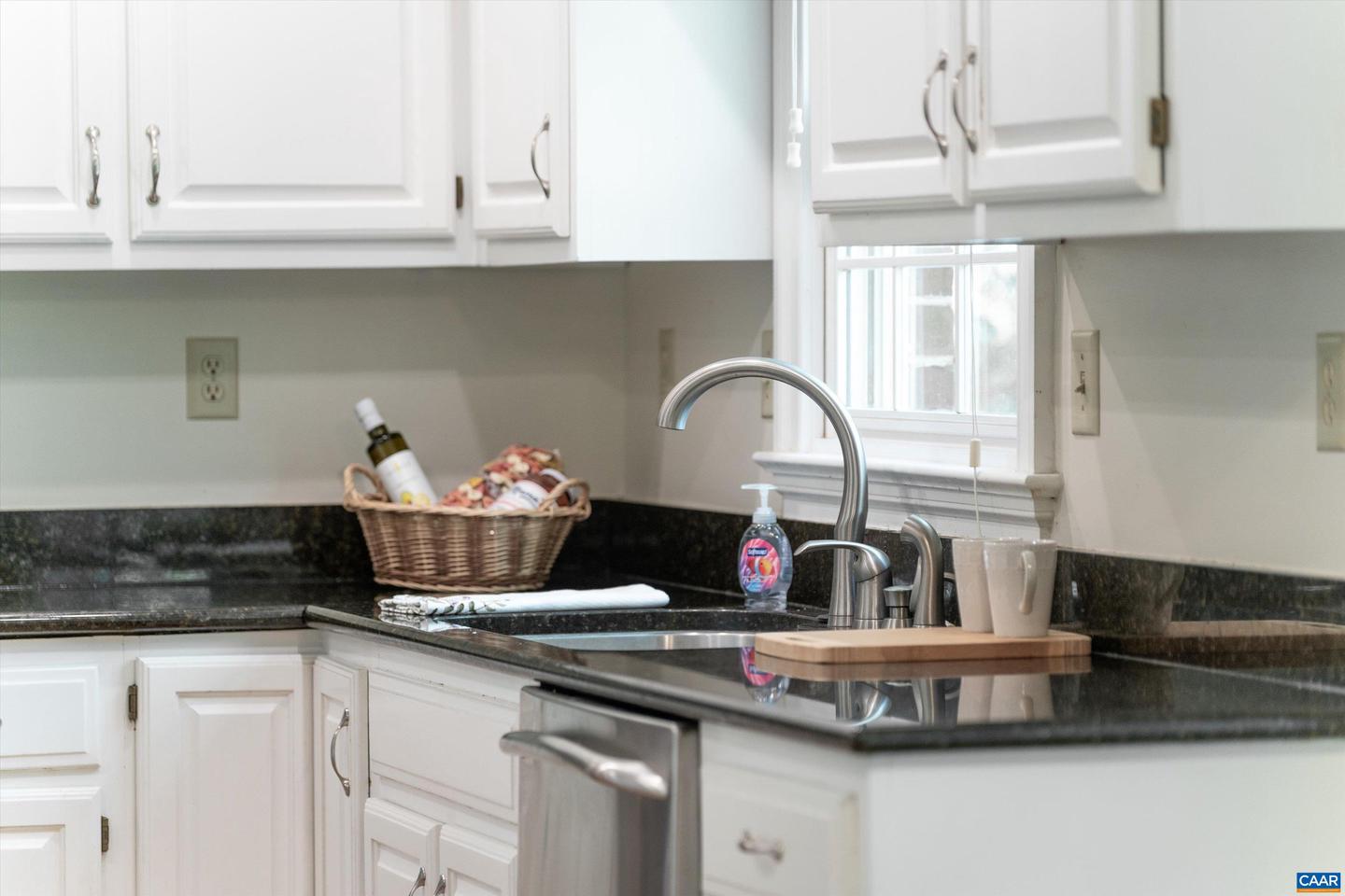 2084 LINLIER CT, CHARLOTTESVILLE, Virginia 22911, 4 Bedrooms Bedrooms, ,2 BathroomsBathrooms,Residential,For sale,2084 LINLIER CT,669271 MLS # 669271