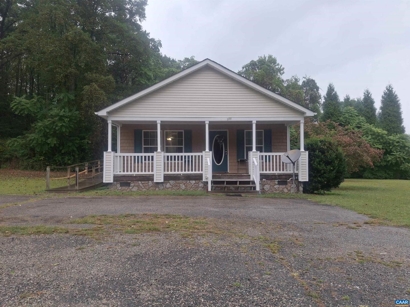 220 CAMDEN ST, DILLWYN, Virginia 23936, 3 Bedrooms Bedrooms, ,2 BathroomsBathrooms,Residential,For sale,220 CAMDEN ST,669274 MLS # 669274