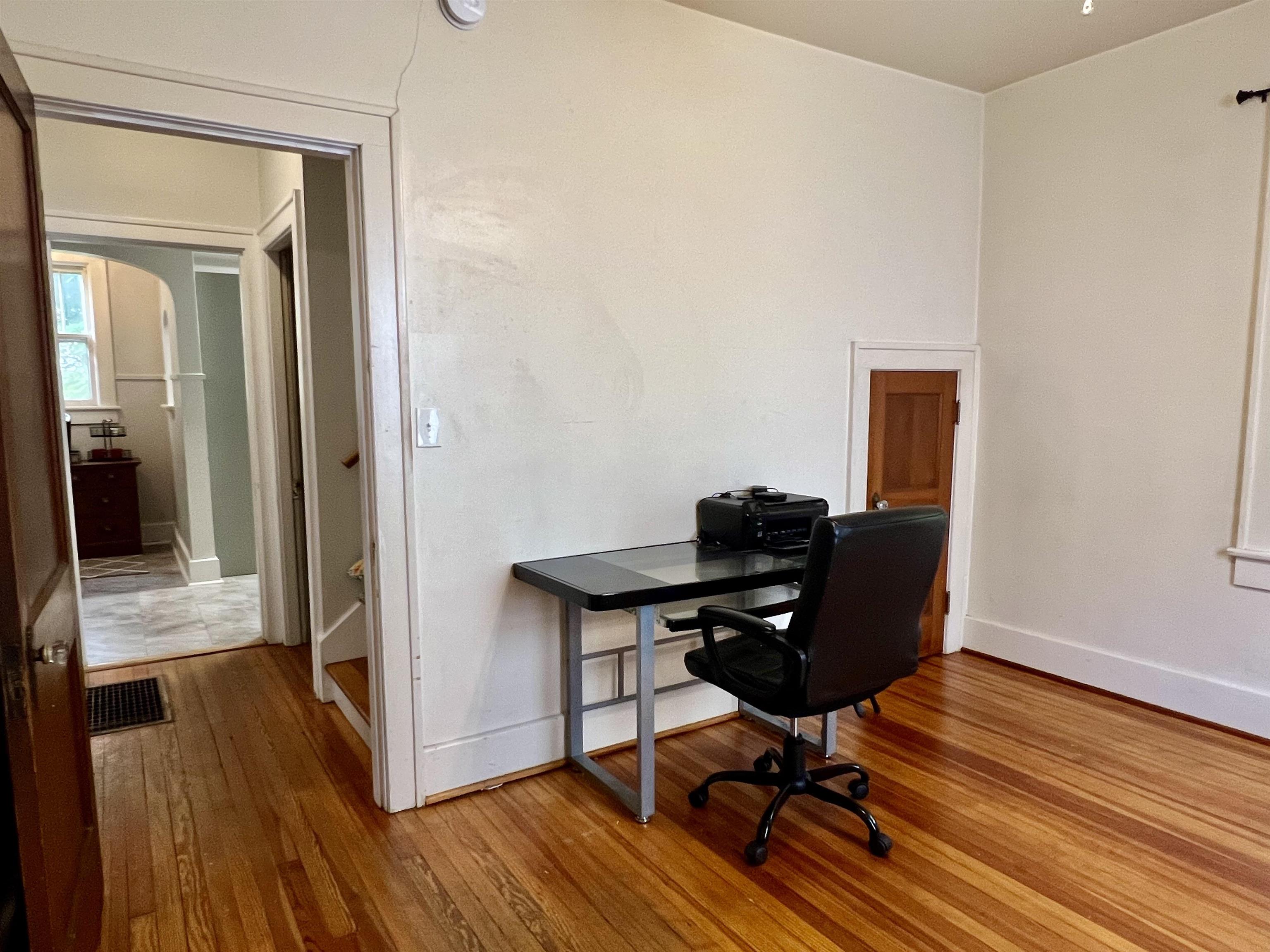 511 BOWLING ST, STAUNTON, Virginia 24401, 3 Bedrooms Bedrooms, ,1 BathroomBathrooms,Residential,511 BOWLING ST,669276 MLS # 669276