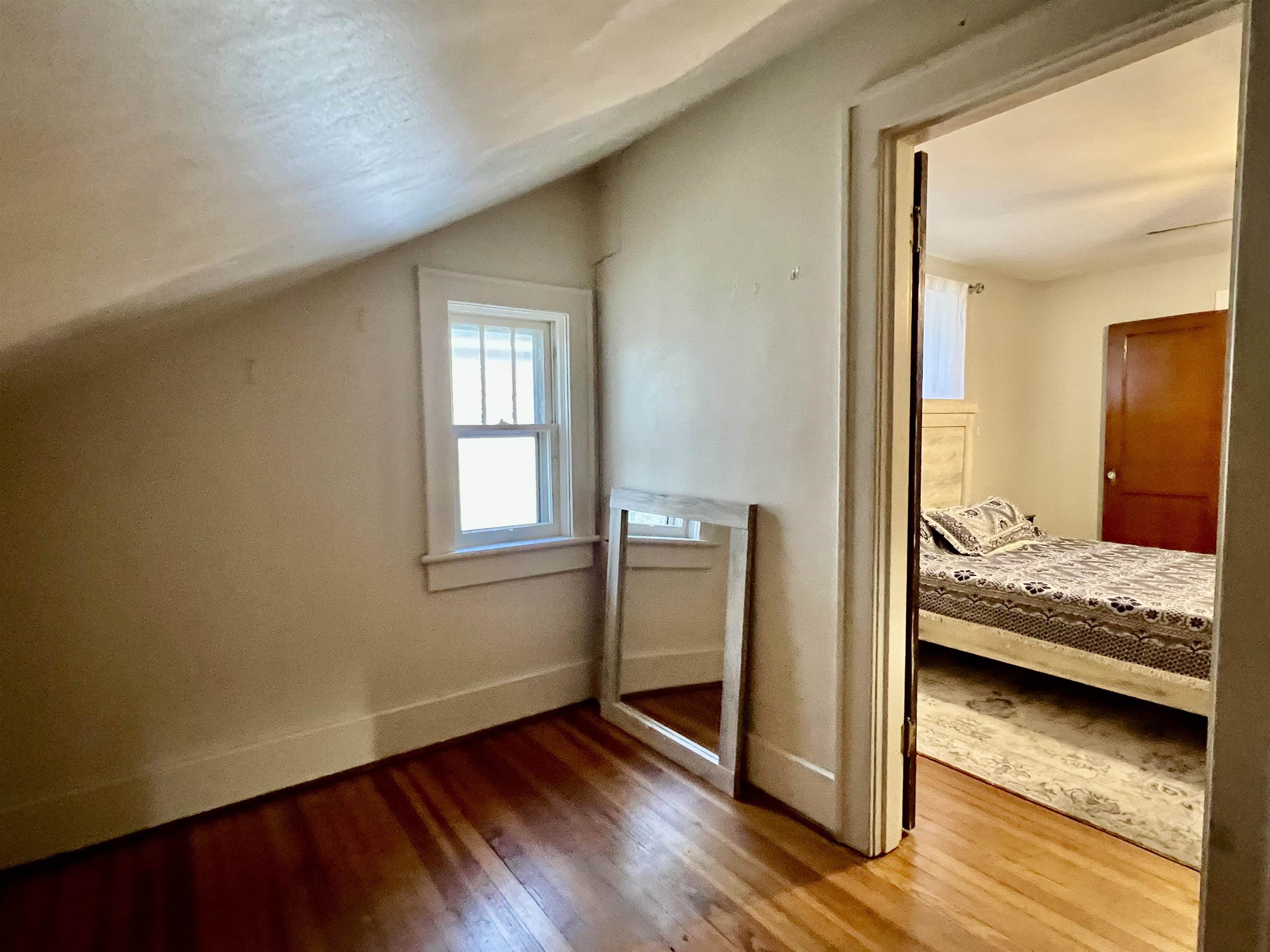 511 BOWLING ST, STAUNTON, Virginia 24401, 3 Bedrooms Bedrooms, ,1 BathroomBathrooms,Residential,511 BOWLING ST,669276 MLS # 669276