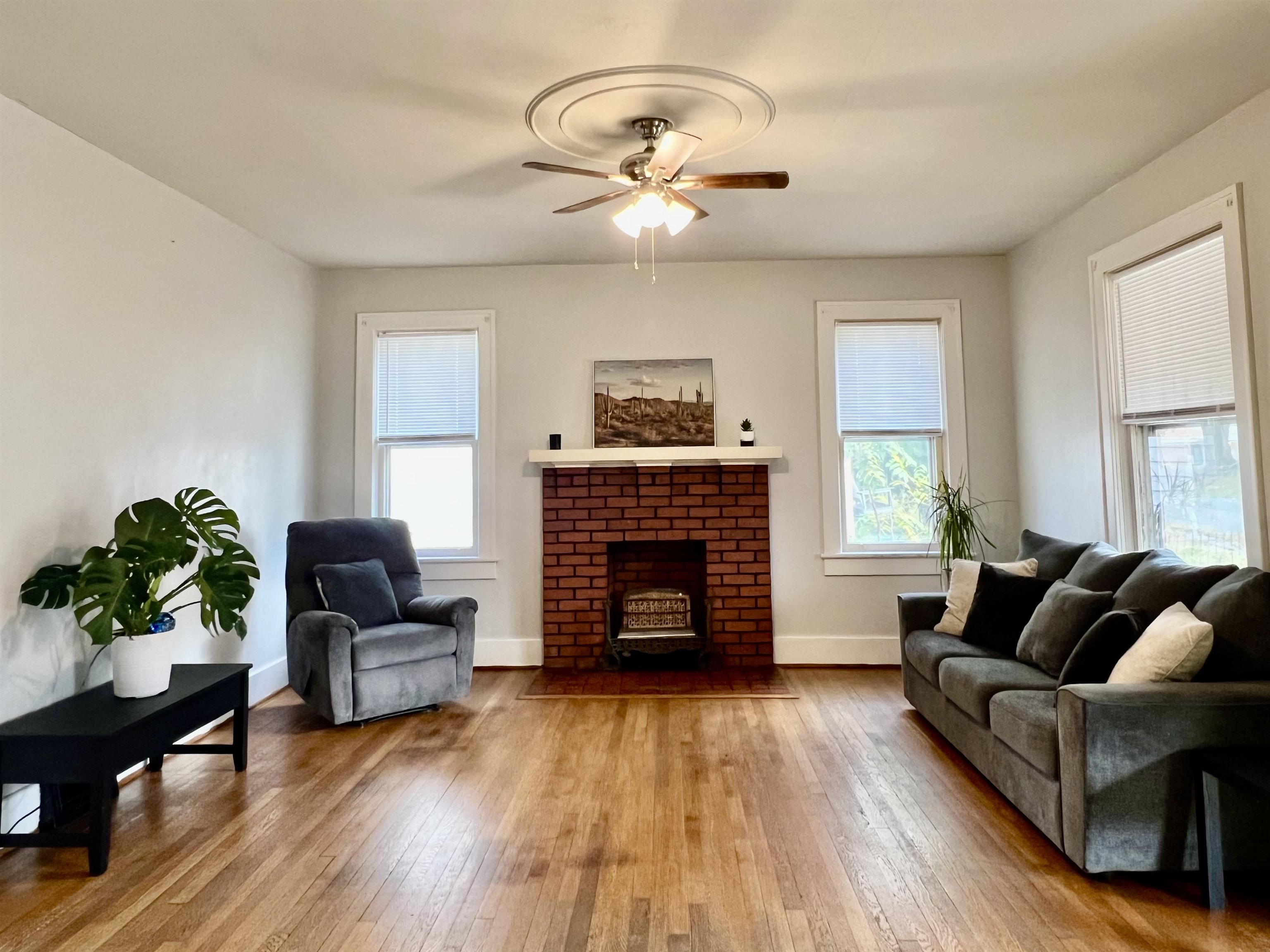 511 BOWLING ST, STAUNTON, Virginia 24401, 3 Bedrooms Bedrooms, ,1 BathroomBathrooms,Residential,511 BOWLING ST,669276 MLS # 669276