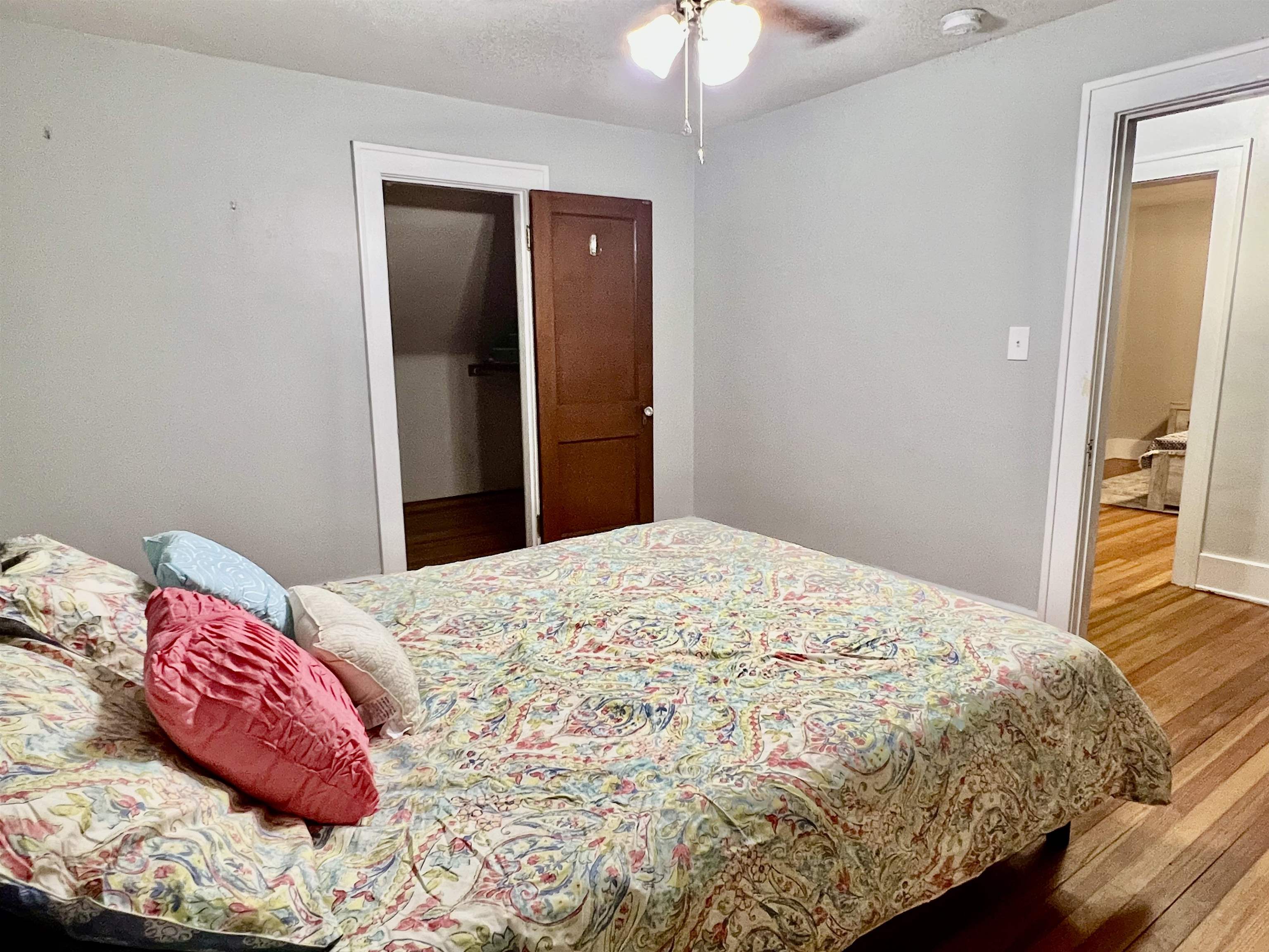 511 BOWLING ST, STAUNTON, Virginia 24401, 3 Bedrooms Bedrooms, ,1 BathroomBathrooms,Residential,511 BOWLING ST,669276 MLS # 669276
