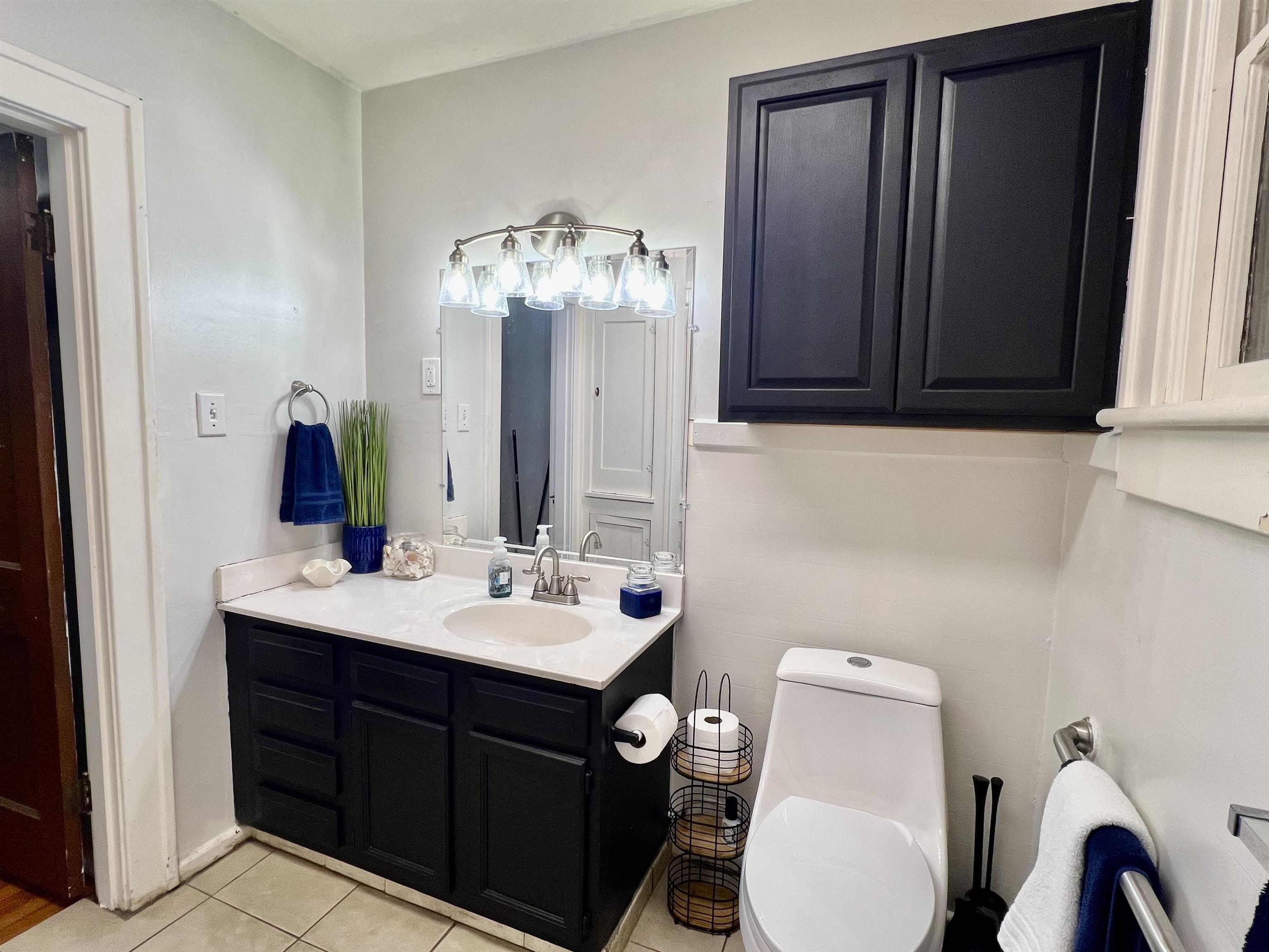 511 BOWLING ST, STAUNTON, Virginia 24401, 3 Bedrooms Bedrooms, ,1 BathroomBathrooms,Residential,511 BOWLING ST,669276 MLS # 669276