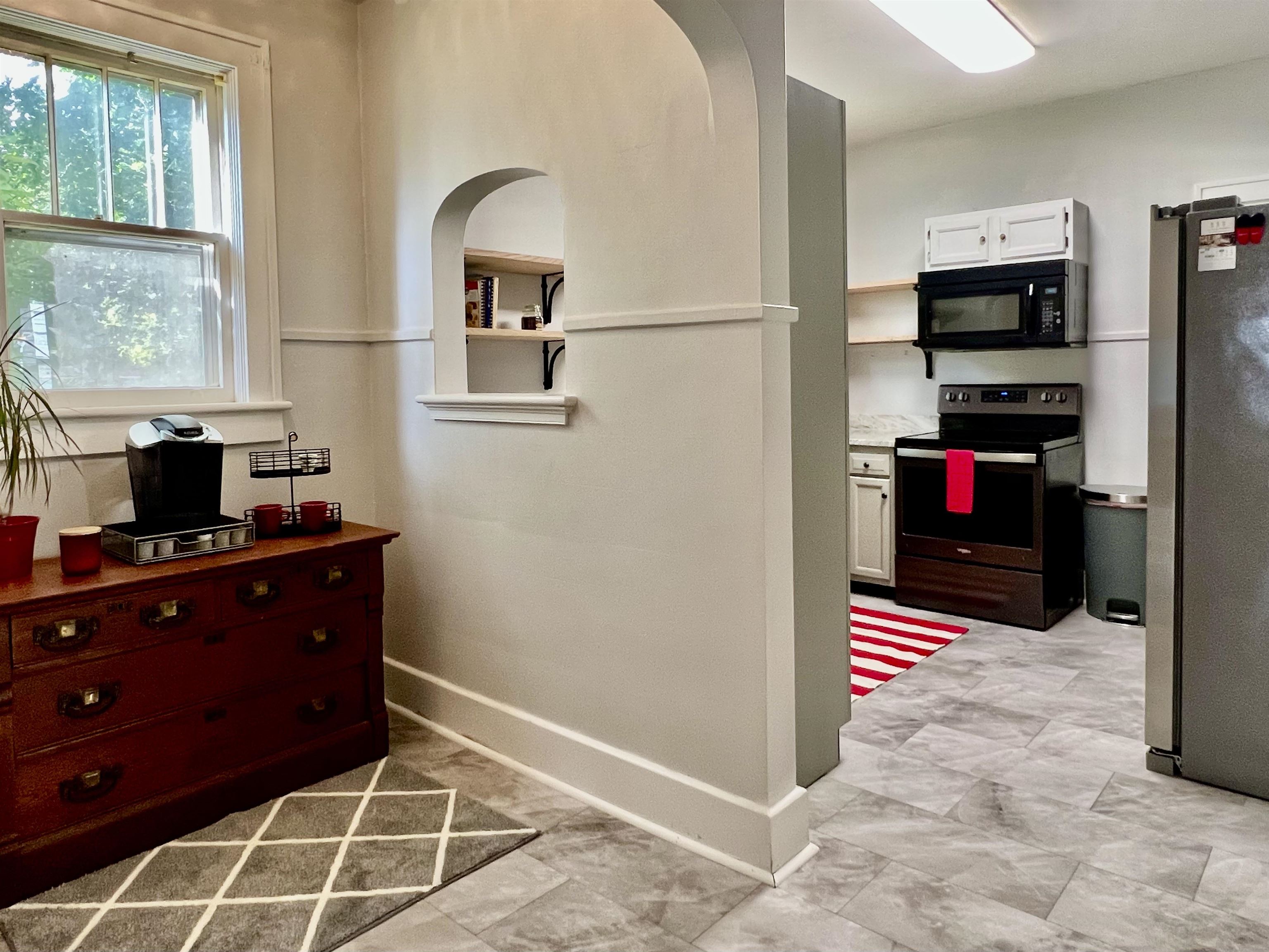 511 BOWLING ST, STAUNTON, Virginia 24401, 3 Bedrooms Bedrooms, ,1 BathroomBathrooms,Residential,511 BOWLING ST,669276 MLS # 669276