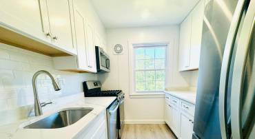 9455 FAIRFAX BLVD #302, FAIRFAX, Virginia 22031, 2 Bedrooms Bedrooms, 3 Rooms Rooms,1 BathroomBathrooms,Residential,For sale,9455 FAIRFAX BLVD #302,VAFC2006898 MLS # VAFC2006898