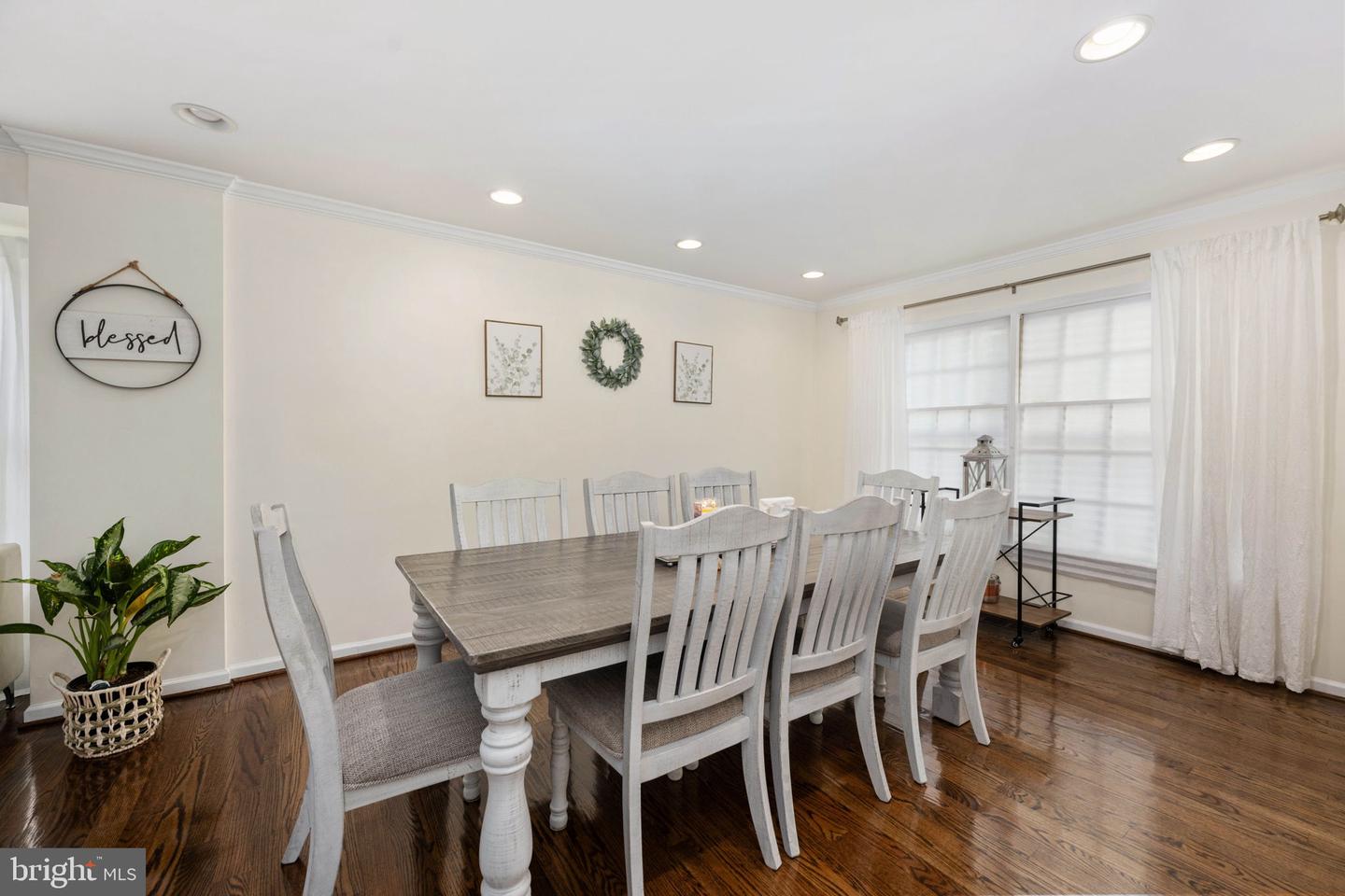 12865 MILL HOUSE CT, WOODBRIDGE, Virginia 22192, 3 Bedrooms Bedrooms, ,3 BathroomsBathrooms,Residential,For sale,12865 MILL HOUSE CT,VAPW2104170 MLS # VAPW2104170