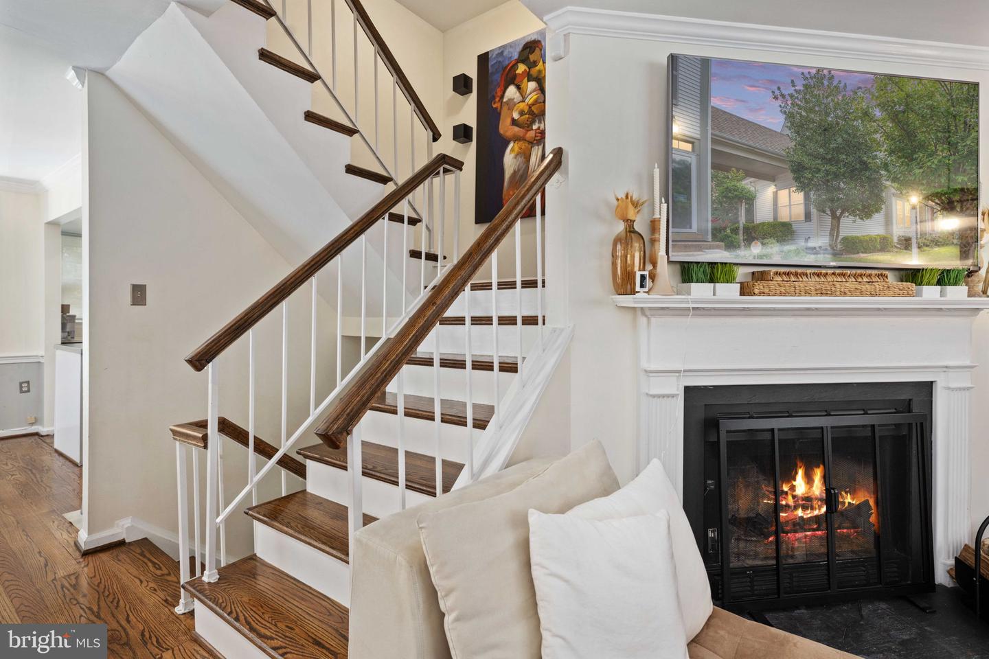 12865 MILL HOUSE CT, WOODBRIDGE, Virginia 22192, 3 Bedrooms Bedrooms, ,3 BathroomsBathrooms,Residential,For sale,12865 MILL HOUSE CT,VAPW2104170 MLS # VAPW2104170