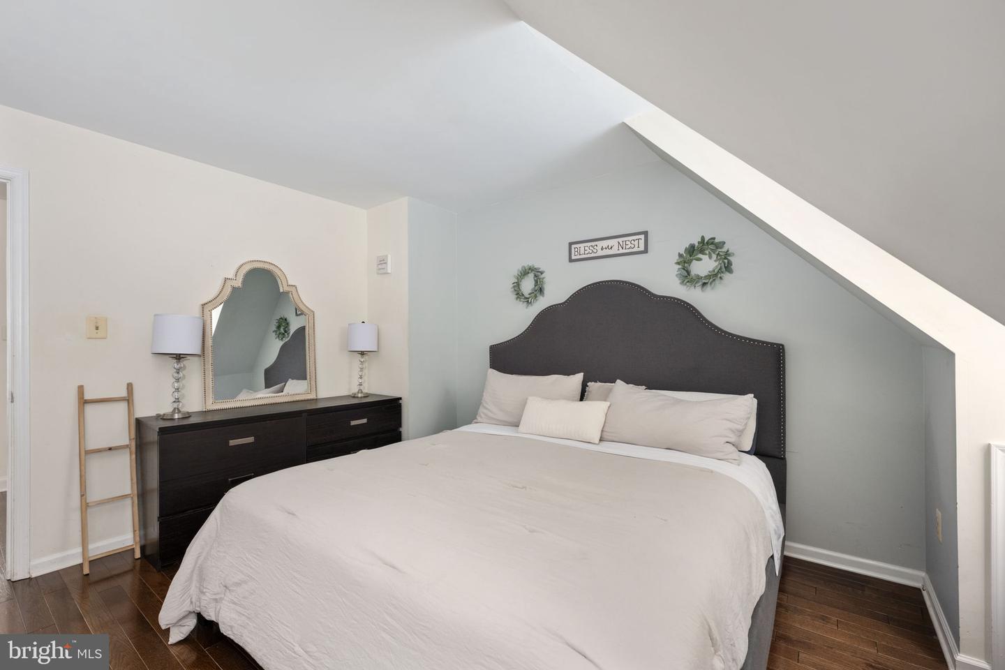 12865 MILL HOUSE CT, WOODBRIDGE, Virginia 22192, 3 Bedrooms Bedrooms, ,3 BathroomsBathrooms,Residential,For sale,12865 MILL HOUSE CT,VAPW2104170 MLS # VAPW2104170
