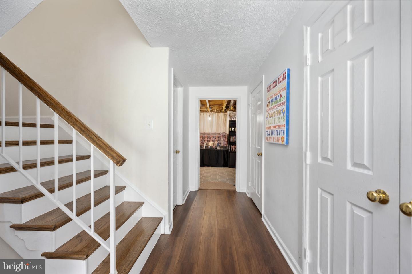 12865 MILL HOUSE CT, WOODBRIDGE, Virginia 22192, 3 Bedrooms Bedrooms, ,3 BathroomsBathrooms,Residential,For sale,12865 MILL HOUSE CT,VAPW2104170 MLS # VAPW2104170