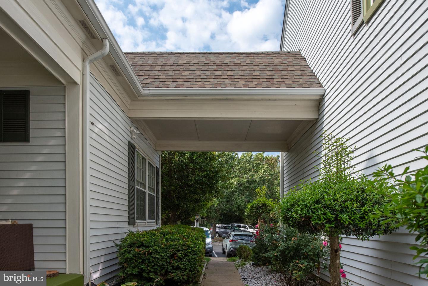 12865 MILL HOUSE CT, WOODBRIDGE, Virginia 22192, 3 Bedrooms Bedrooms, ,3 BathroomsBathrooms,Residential,For sale,12865 MILL HOUSE CT,VAPW2104170 MLS # VAPW2104170