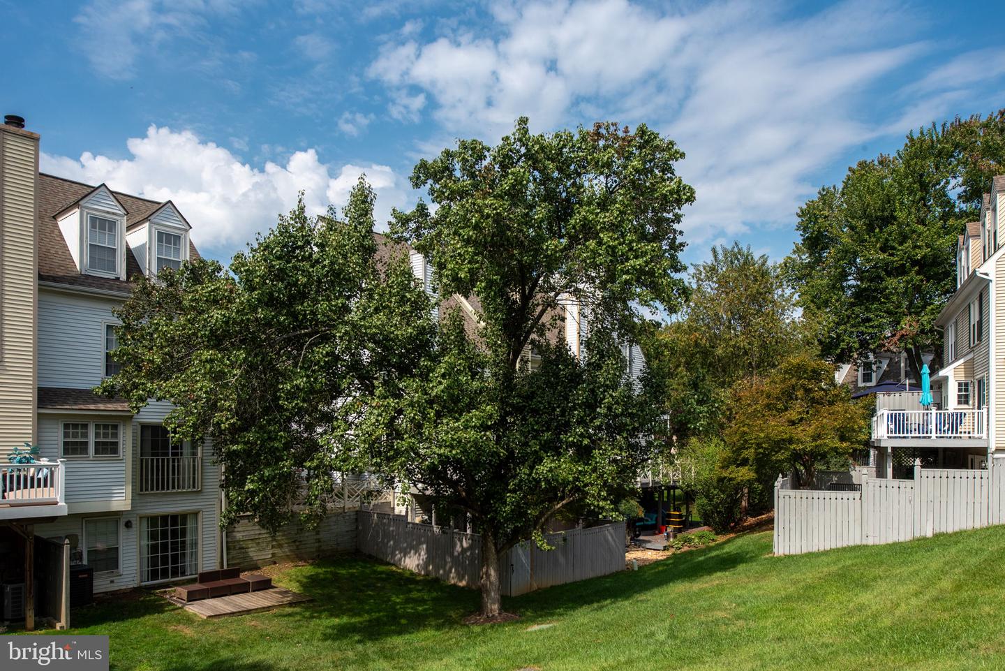 12865 MILL HOUSE CT, WOODBRIDGE, Virginia 22192, 3 Bedrooms Bedrooms, ,3 BathroomsBathrooms,Residential,For sale,12865 MILL HOUSE CT,VAPW2104170 MLS # VAPW2104170
