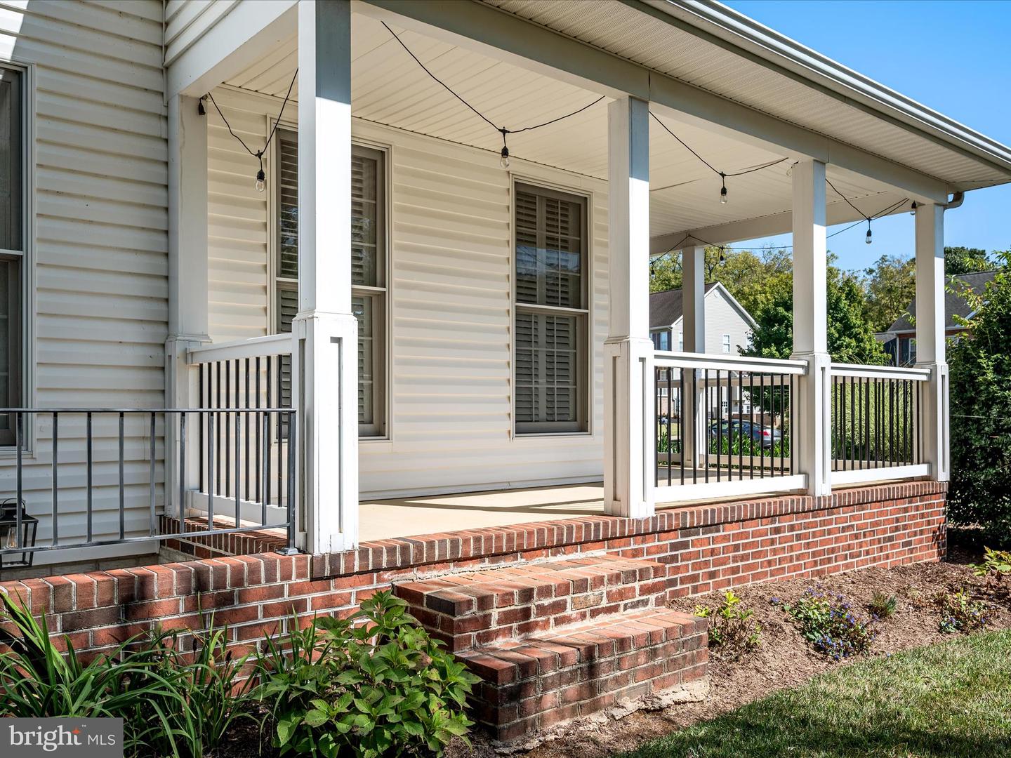 245 HERMITAGE BLVD, BERRYVILLE, Virginia 22611, 4 Bedrooms Bedrooms, ,2 BathroomsBathrooms,Residential,For sale,245 HERMITAGE BLVD,VACL2006072 MLS # VACL2006072