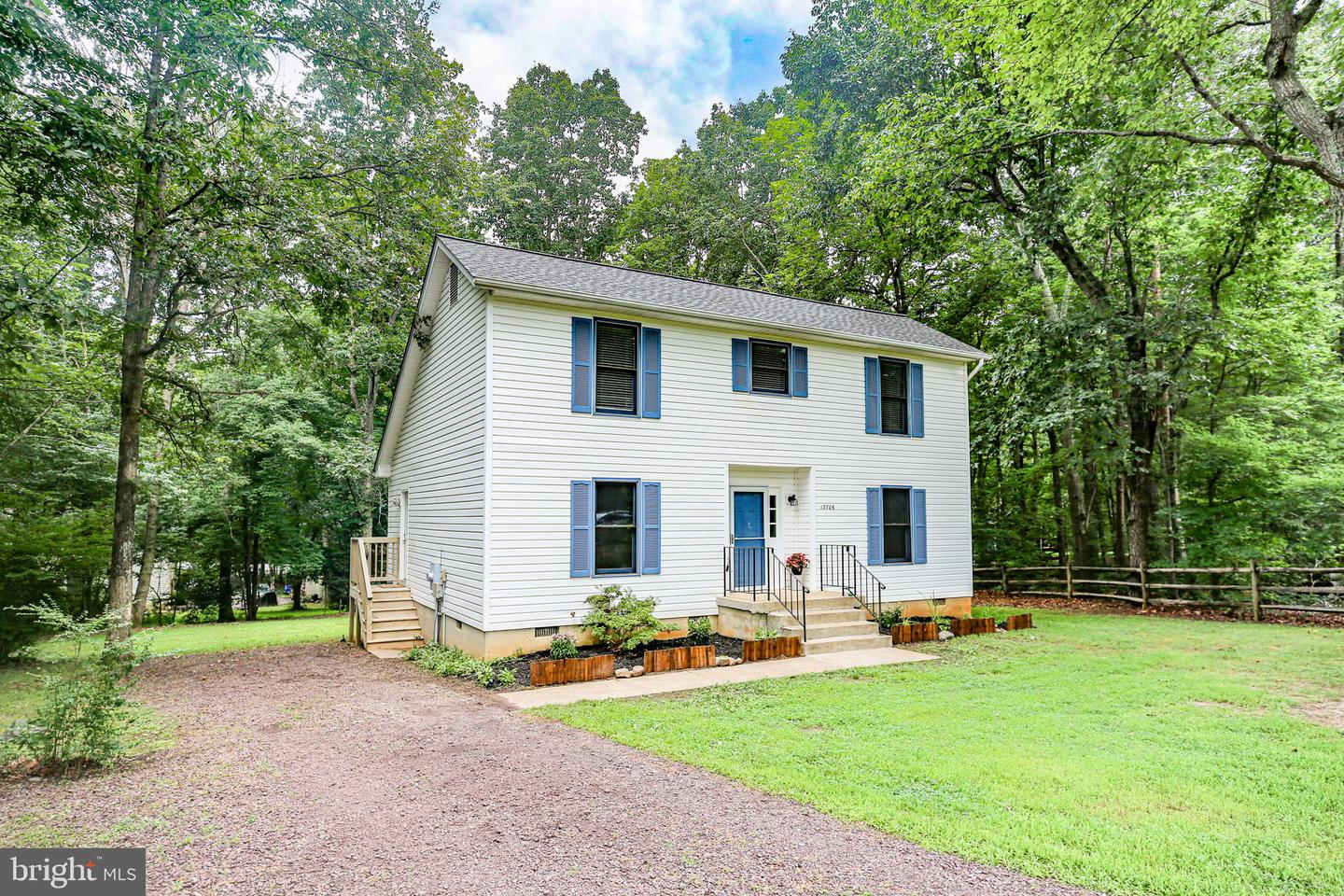 13706 FLANK MARCH LN, SPOTSYLVANIA, Virginia 22551, 3 Bedrooms Bedrooms, ,2 BathroomsBathrooms,Residential,For sale,13706 FLANK MARCH LN,VASP2036432 MLS # VASP2036432