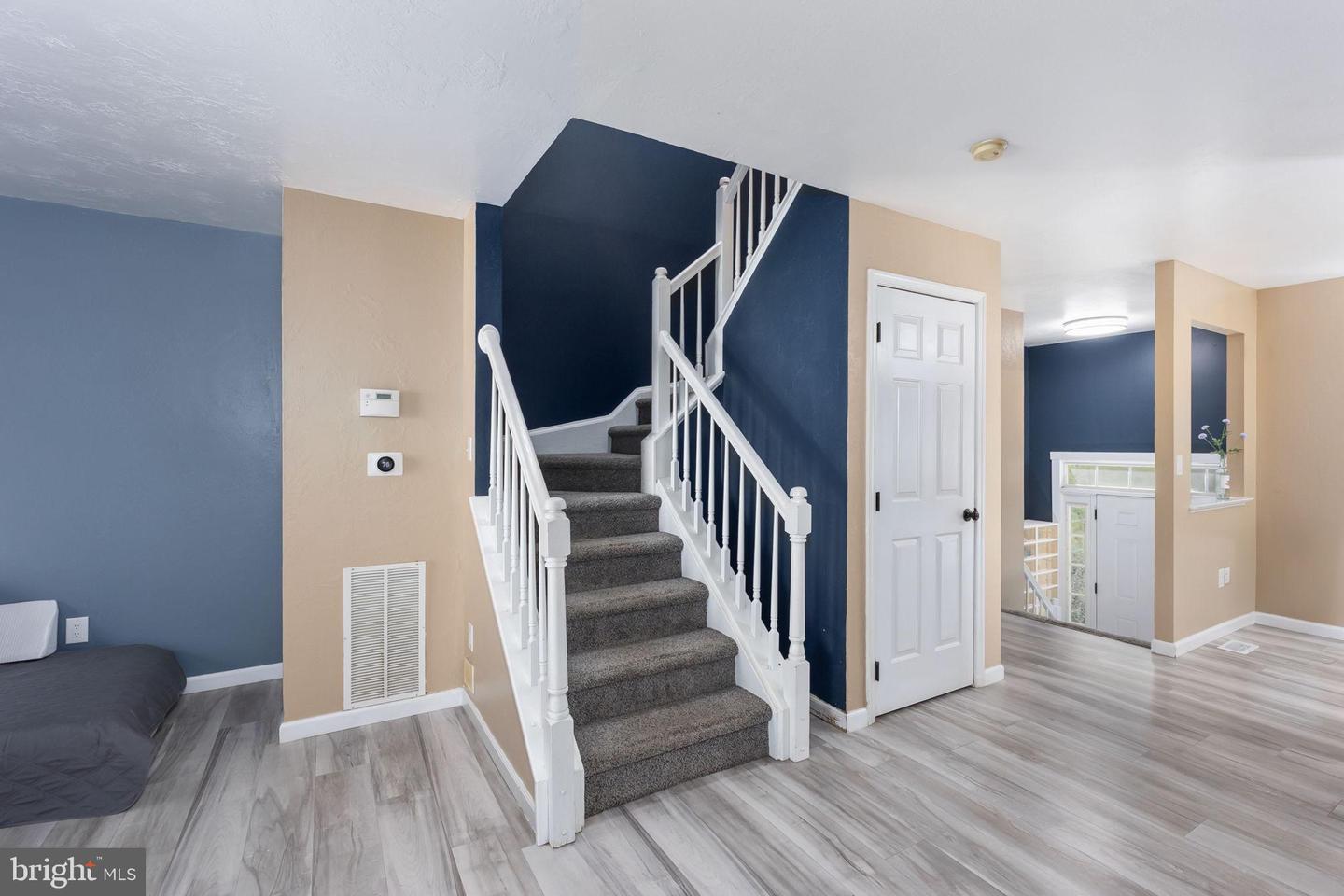 209 BACKRIDGE CT, FREDERICKSBURG, Virginia 22406, 3 Bedrooms Bedrooms, 10 Rooms Rooms,2 BathroomsBathrooms,Residential,For sale,209 BACKRIDGE CT,VAST2042888 MLS # VAST2042888