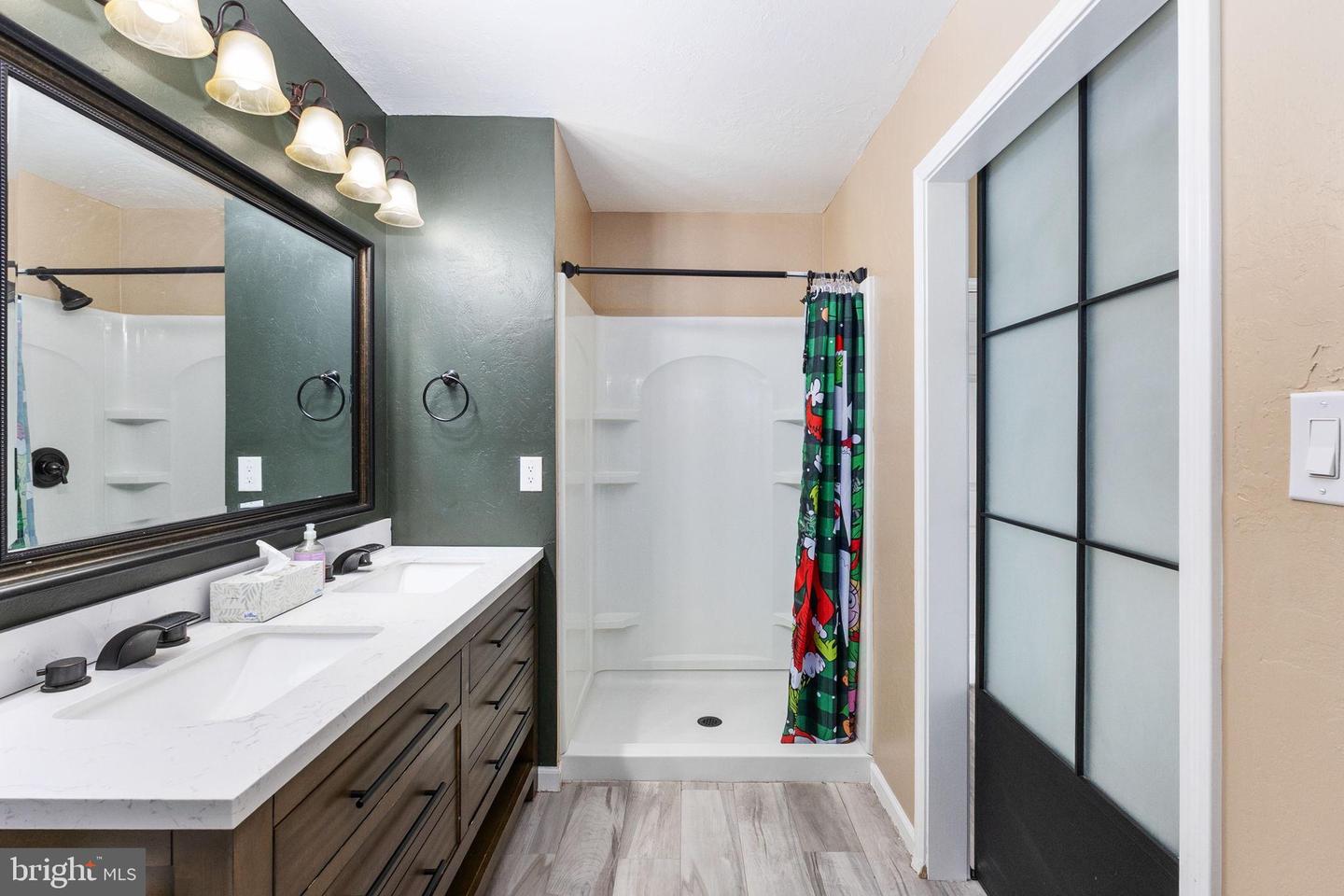 209 BACKRIDGE CT, FREDERICKSBURG, Virginia 22406, 3 Bedrooms Bedrooms, 10 Rooms Rooms,2 BathroomsBathrooms,Residential,For sale,209 BACKRIDGE CT,VAST2042888 MLS # VAST2042888