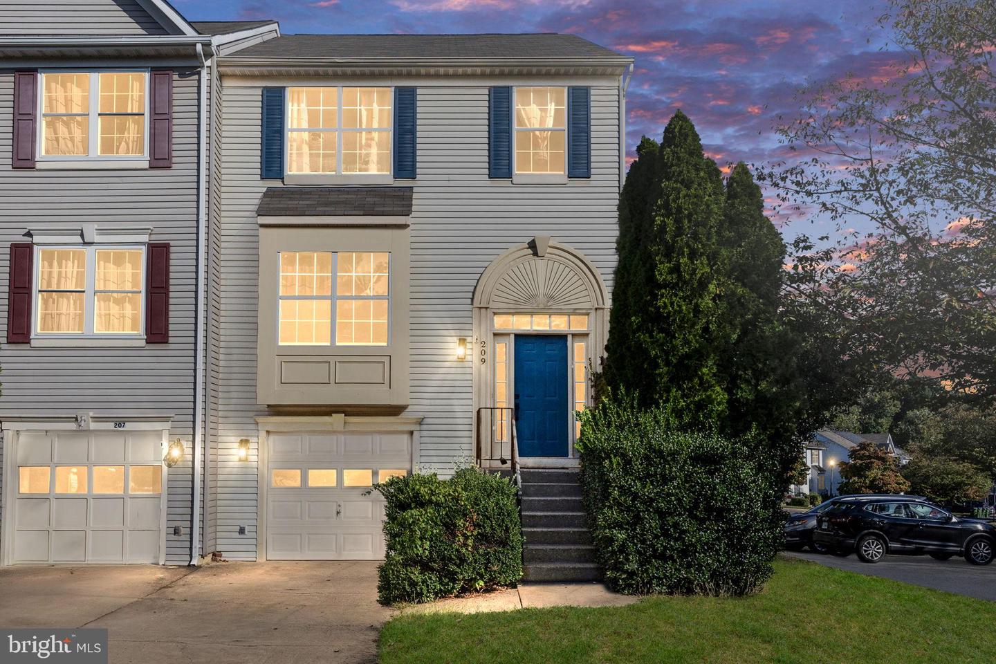 209 BACKRIDGE CT, FREDERICKSBURG, Virginia 22406, 3 Bedrooms Bedrooms, 10 Rooms Rooms,2 BathroomsBathrooms,Residential,For sale,209 BACKRIDGE CT,VAST2042888 MLS # VAST2042888