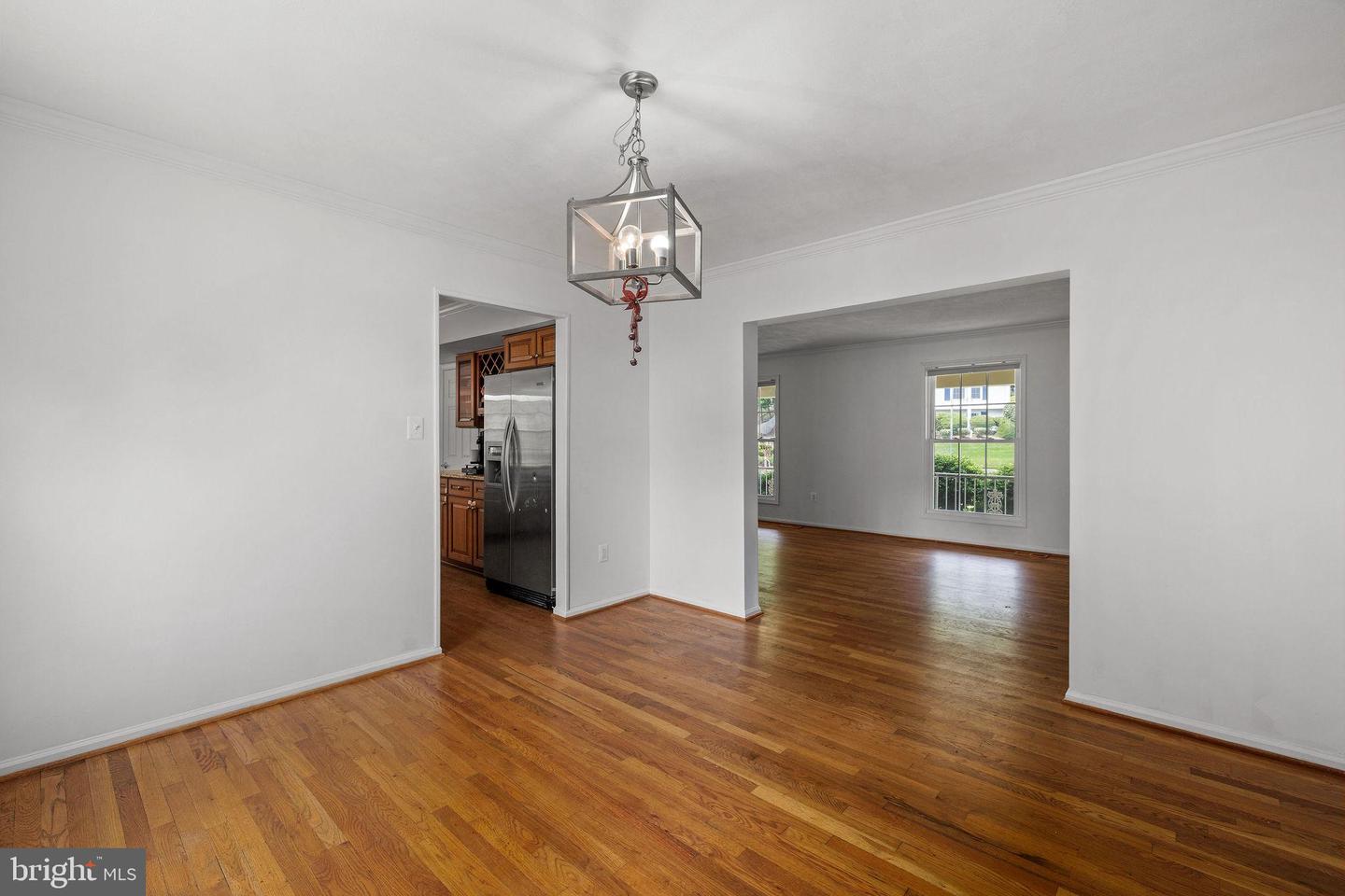 8321 TERRA GRANDE AVE, SPRINGFIELD, Virginia 22153, 5 Bedrooms Bedrooms, ,3 BathroomsBathrooms,Residential,For sale,8321 TERRA GRANDE AVE,VAFX2268904 MLS # VAFX2268904