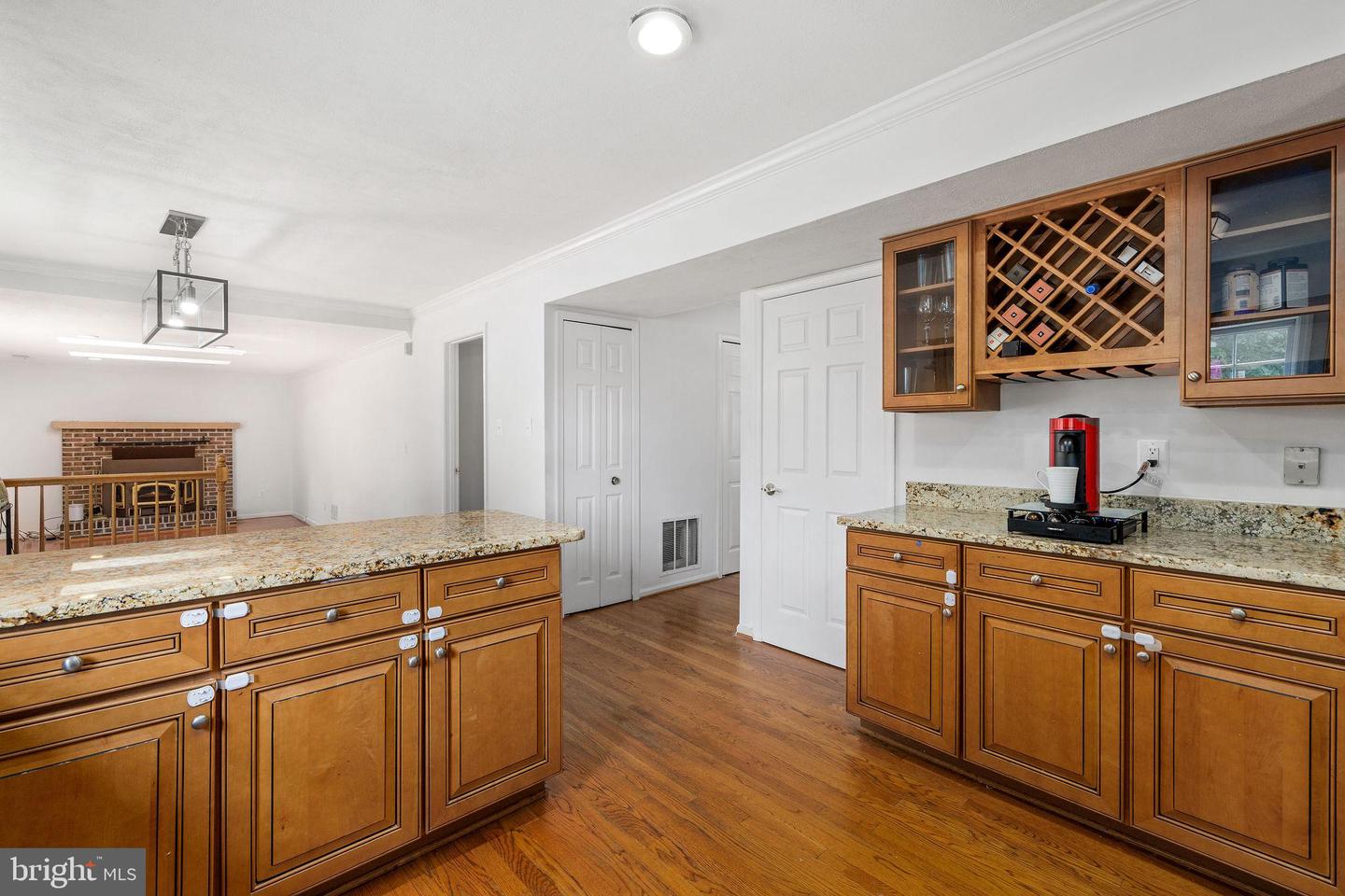 8321 TERRA GRANDE AVE, SPRINGFIELD, Virginia 22153, 5 Bedrooms Bedrooms, ,3 BathroomsBathrooms,Residential,For sale,8321 TERRA GRANDE AVE,VAFX2268904 MLS # VAFX2268904
