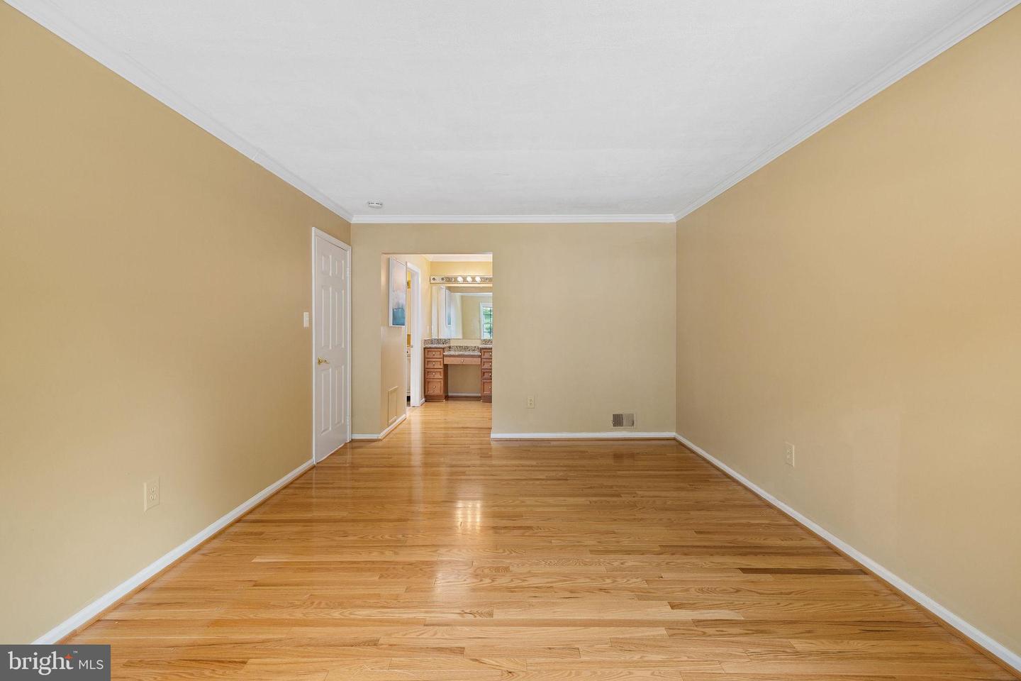 8321 TERRA GRANDE AVE, SPRINGFIELD, Virginia 22153, 5 Bedrooms Bedrooms, ,3 BathroomsBathrooms,Residential,For sale,8321 TERRA GRANDE AVE,VAFX2268904 MLS # VAFX2268904