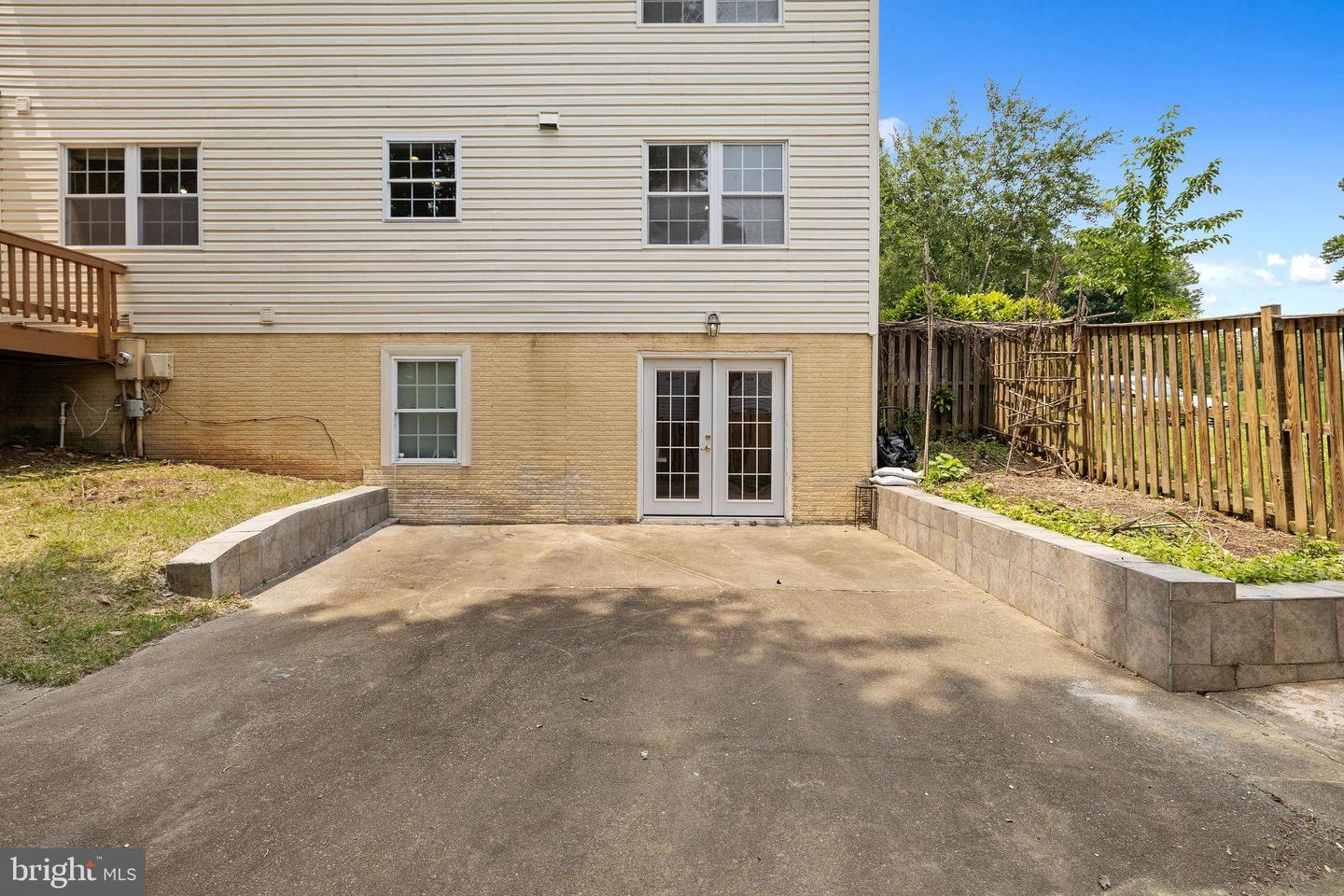 8321 TERRA GRANDE AVE, SPRINGFIELD, Virginia 22153, 5 Bedrooms Bedrooms, ,3 BathroomsBathrooms,Residential,For sale,8321 TERRA GRANDE AVE,VAFX2268904 MLS # VAFX2268904