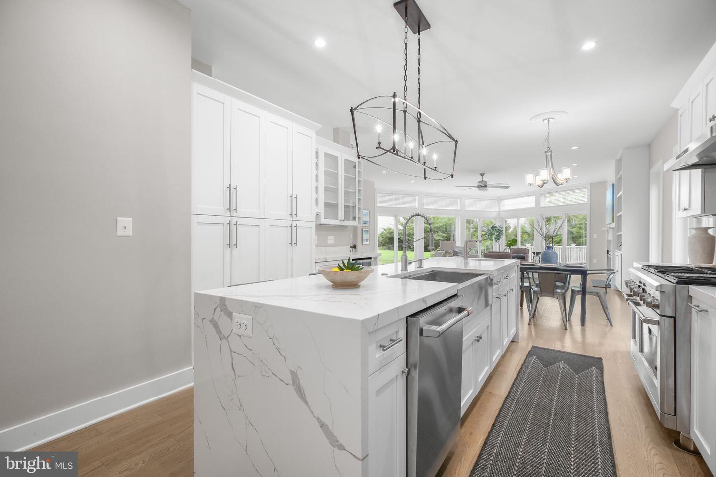 5911 MOUNT VERNON BLVD, LORTON, Virginia 22079, 5 Bedrooms Bedrooms, ,5 BathroomsBathrooms,Residential,For sale,5911 MOUNT VERNON BLVD,VAFX2268910 MLS # VAFX2268910