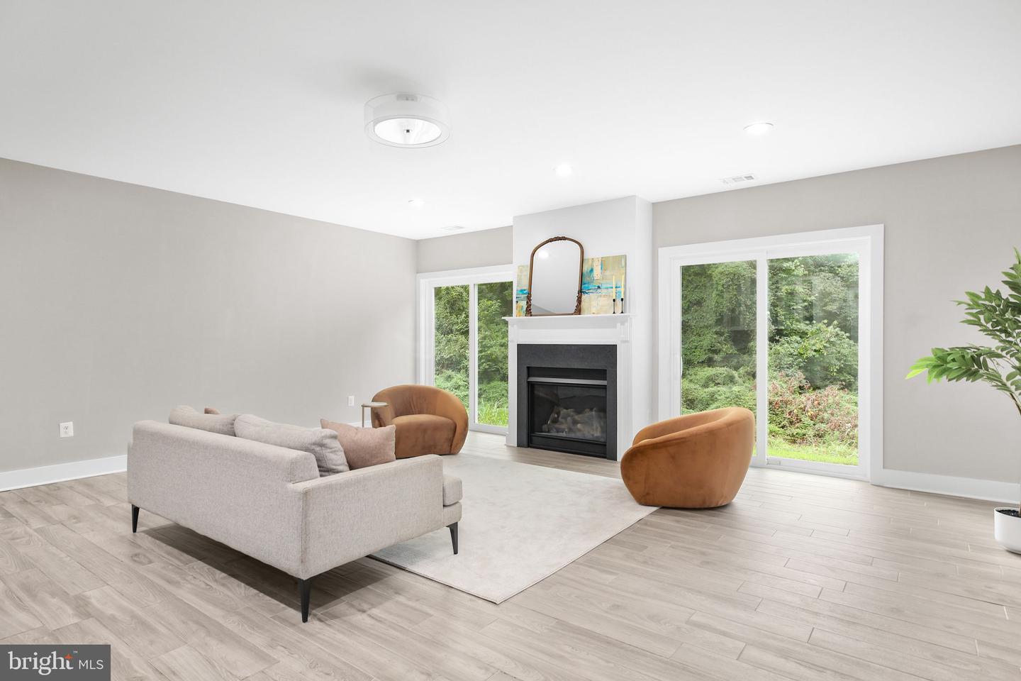 5911 MOUNT VERNON BLVD, LORTON, Virginia 22079, 5 Bedrooms Bedrooms, ,5 BathroomsBathrooms,Residential,For sale,5911 MOUNT VERNON BLVD,VAFX2268910 MLS # VAFX2268910