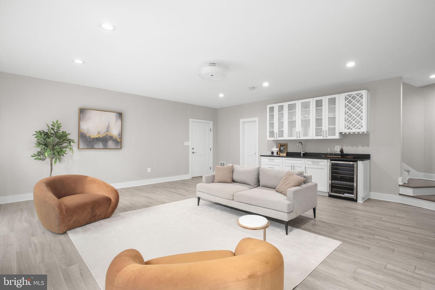 5911 MOUNT VERNON BLVD, LORTON, Virginia 22079, 5 Bedrooms Bedrooms, ,5 BathroomsBathrooms,Residential,For sale,5911 MOUNT VERNON BLVD,VAFX2268910 MLS # VAFX2268910