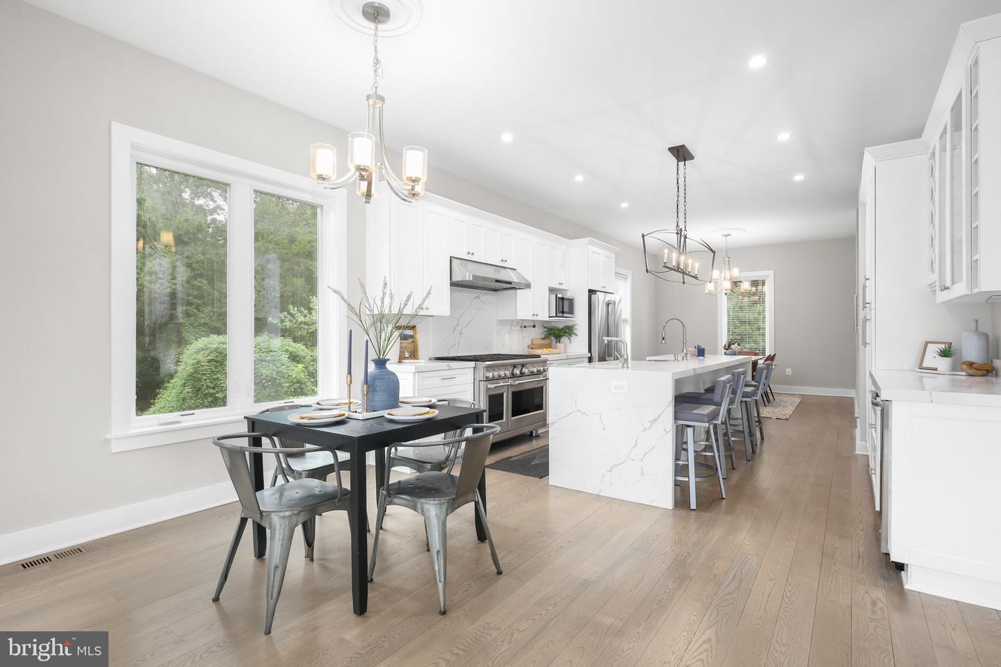 5911 MOUNT VERNON BLVD, LORTON, Virginia 22079, 5 Bedrooms Bedrooms, ,5 BathroomsBathrooms,Residential,For sale,5911 MOUNT VERNON BLVD,VAFX2268910 MLS # VAFX2268910