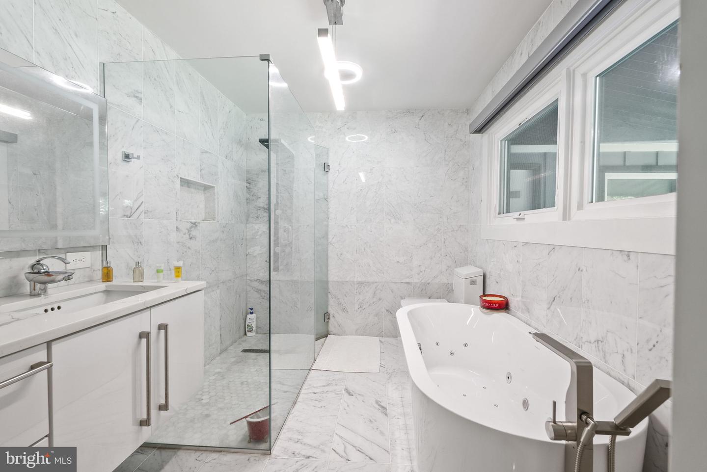 9005 SOUTHWICK ST, FAIRFAX, Virginia 22031, 4 Bedrooms Bedrooms, ,4 BathroomsBathrooms,Residential,For sale,9005 SOUTHWICK ST,VAFX2263744 MLS # VAFX2263744