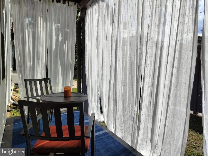2228 40TH ST NW #1, WASHINGTON, District Of Columbia 20007, 1 Bedroom Bedrooms, 5 Rooms Rooms,1 BathroomBathrooms,Residential,For sale,2228 40TH ST NW #1,DCDC2222194 MLS # DCDC2222194