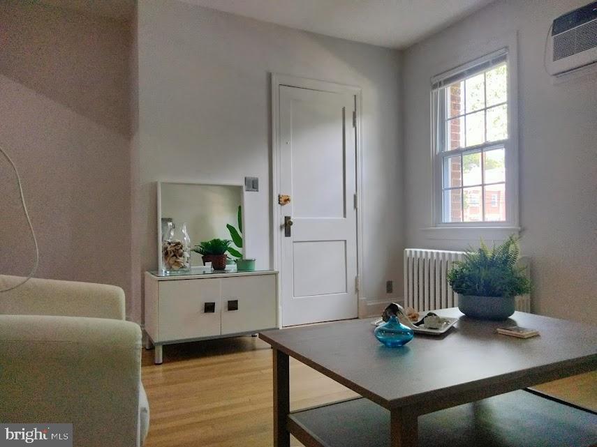2228 40TH ST NW #1, WASHINGTON, District Of Columbia 20007, 1 Bedroom Bedrooms, 5 Rooms Rooms,1 BathroomBathrooms,Residential,For sale,2228 40TH ST NW #1,DCDC2222194 MLS # DCDC2222194