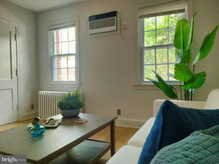 2228 40TH ST NW #1, WASHINGTON, District Of Columbia 20007, 1 Bedroom Bedrooms, 5 Rooms Rooms,1 BathroomBathrooms,Residential,For sale,2228 40TH ST NW #1,DCDC2222194 MLS # DCDC2222194