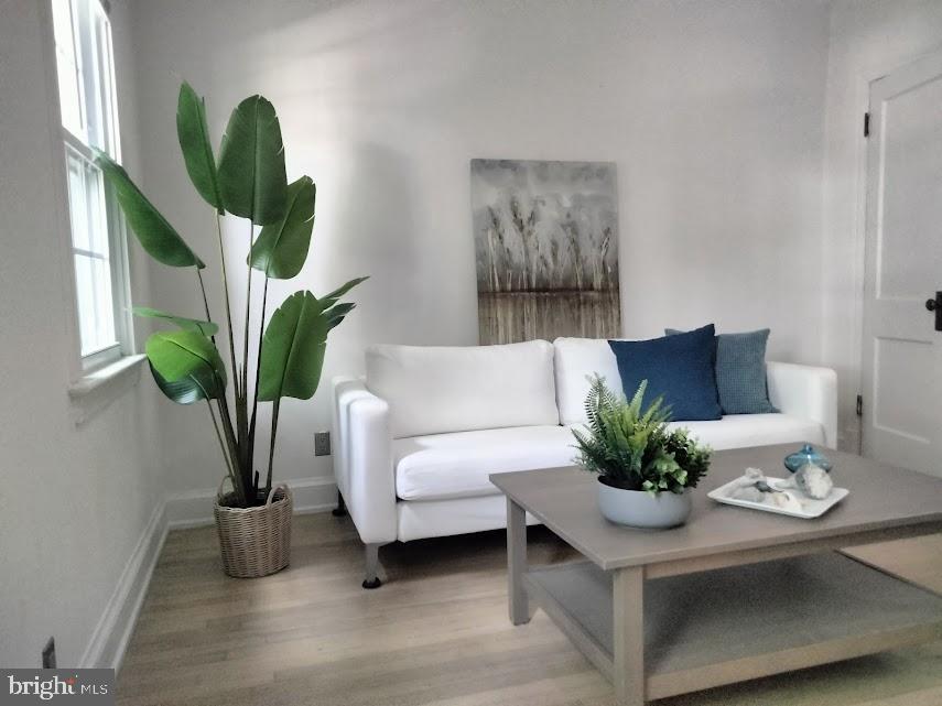 2228 40TH ST NW #1, WASHINGTON, District Of Columbia 20007, 1 Bedroom Bedrooms, 5 Rooms Rooms,1 BathroomBathrooms,Residential,For sale,2228 40TH ST NW #1,DCDC2222194 MLS # DCDC2222194