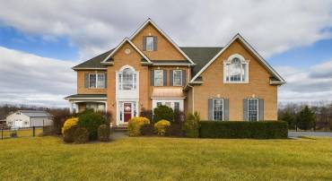 1781 BRUCETOWN RD, CLEAR BROOK, Virginia 22624, 4 Bedrooms Bedrooms, 8 Rooms Rooms,3 BathroomsBathrooms,Residential,For sale,1781 BRUCETOWN RD,VAFV2036888 MLS # VAFV2036888