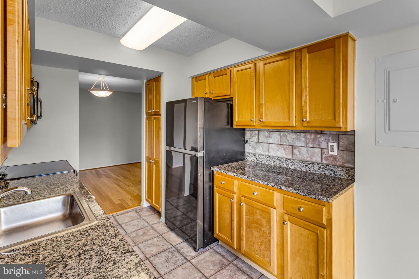 4500 S FOUR MILE RUN DR #732, ARLINGTON, Virginia 22204, 2 Bedrooms Bedrooms, ,2 BathroomsBathrooms,Residential,For sale,4500 S FOUR MILE RUN DR #732,VAAR2064044 MLS # VAAR2064044